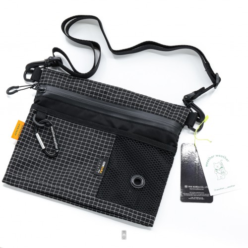 Sacoche with Poop Bag (Black)